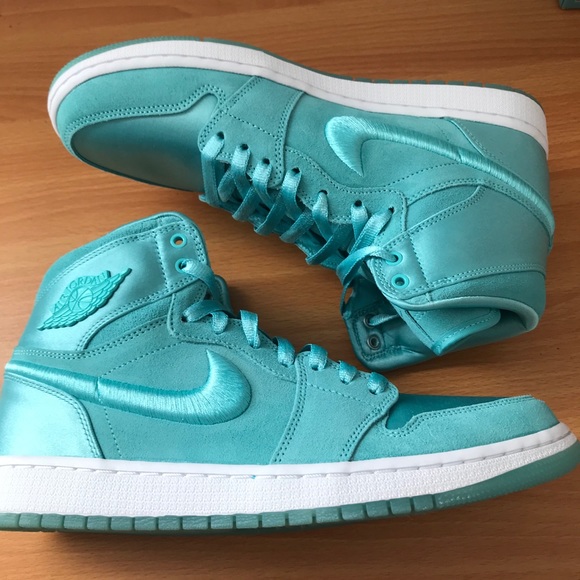 jordan 1 retro high season of her light aqua